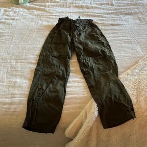 Green lululemon pants size 2